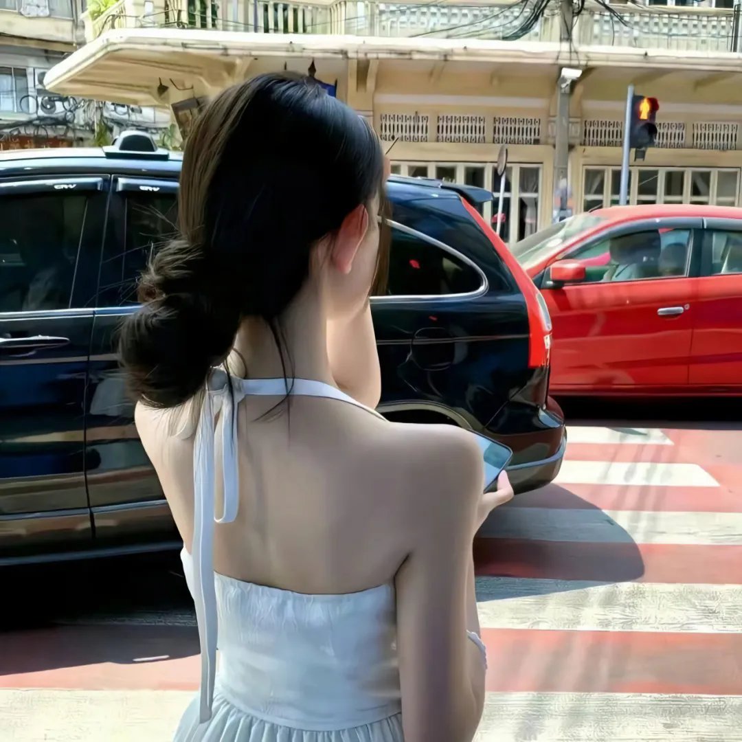 我喜欢上了给我橡皮的女生。